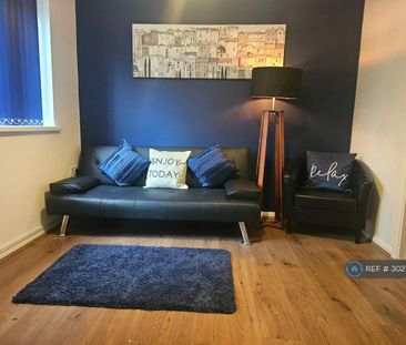 4 bedroom terraced house to rent - Photo 1