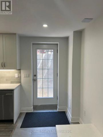 284 LANDSBOROUGH BASMENT AVENUE - Photo 4