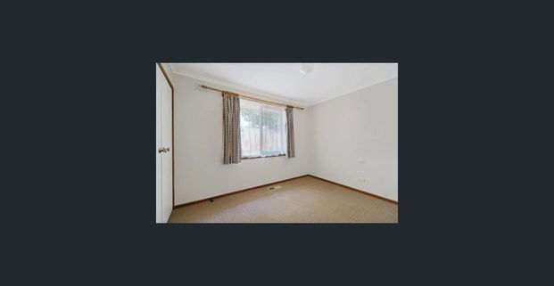 Spacious Family Home! - Photo 1