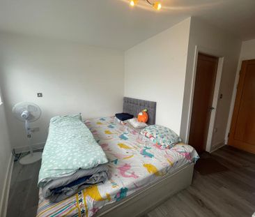 2 bedroom apartment to rent - Photo 6