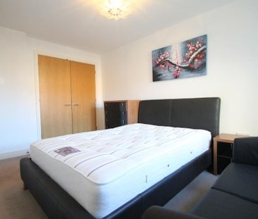 1 bedroom flat to rent - Photo 4
