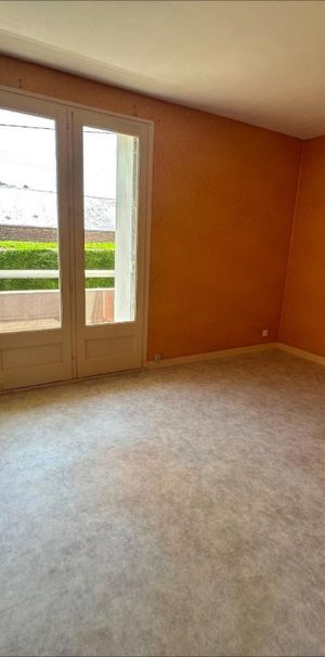 Location Appartement 1 pièce 31m² EU 76260 - Photo 1