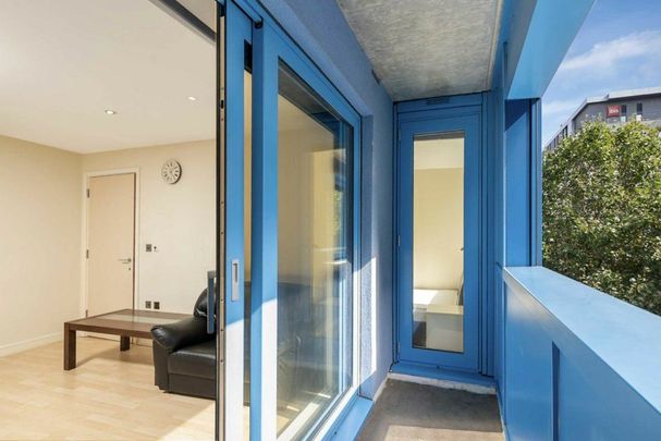 Western Gateway, Royal Docks, E16 - Photo 1