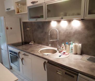 Location Appartement 2 pièces 54m² MARSEILLE 9ème - Photo 5