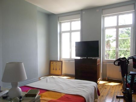 Location Maison 7 pièces 298m² MARMANDE 47200 - Photo 5