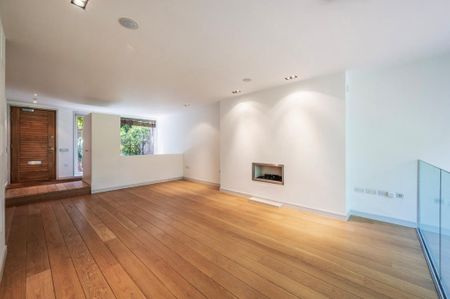 4 bedroom terraced house to rent - Photo 3