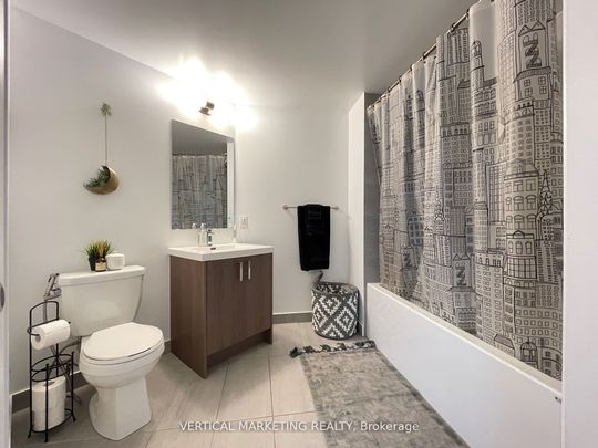 For Lease - 77 Mutual Street Unit# 2404, Toronto, Ontario - Photo 1