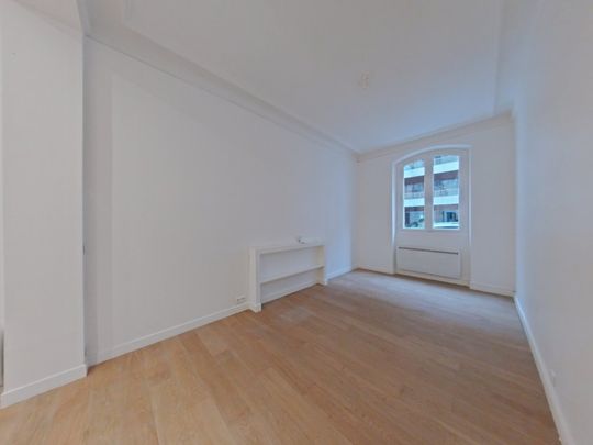 Location Appartement 1 pièce 29m² PARIS 16ème - Photo 1