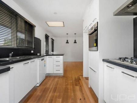 THREE BEDROOM HOME - Photo 4