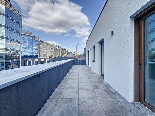 Flat - for rent - Photo 1