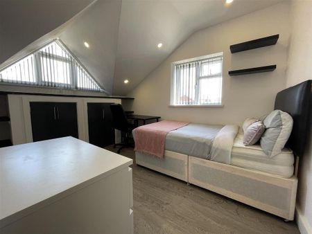 2 bedroom apartment to rent - Photo 5