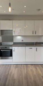 Shenley Road, Borehamwood, WD6 - Photo 3