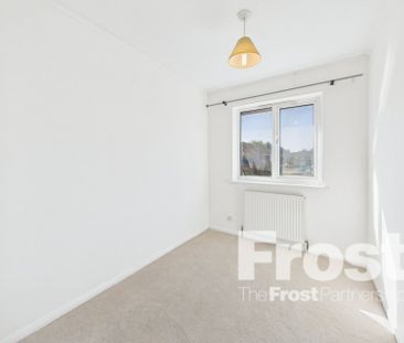 Torridge Road, Langley, Berkshire,SL3 - Photo 4