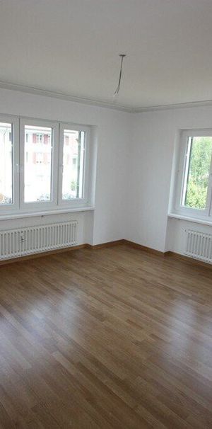 At the heart of Pratteln EXCLUSIVE & BRIGHT LIVING, thanks to the renovation - Photo 1