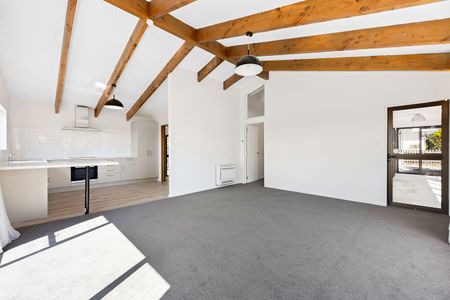 Charming 2-Bedroom Home in the Heart of Oxford! - Photo 5