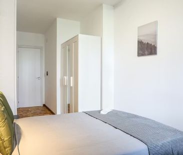 Calle de Santiago de Compostela, Madrid, Community of Madrid 28034 - Photo 2