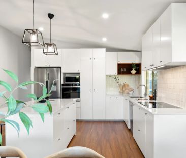 Effortless Low-set Living in "Sinnamon Glade Estate" - Photo 4