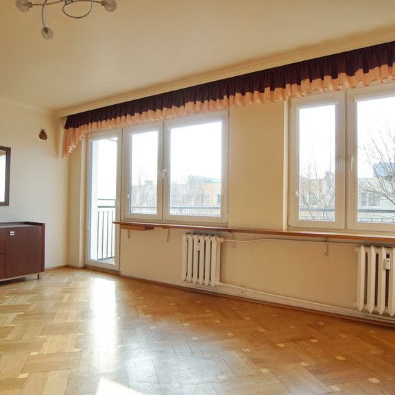 3 pokoje, ul. Radości 9, blok z windą. - Photo 1