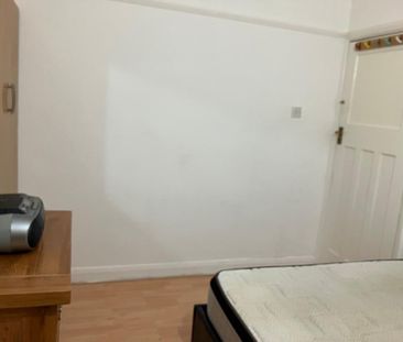 Room in a Shared House, Canada Avenue, N18 - Photo 6