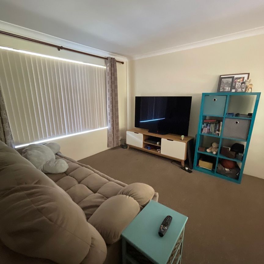 3/8 Elsfield Way, Bassendean WA 6054 - Villa For Rent | Domain - Photo 1