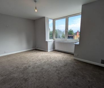 2 bedroom semi-detached house to rent - Photo 5
