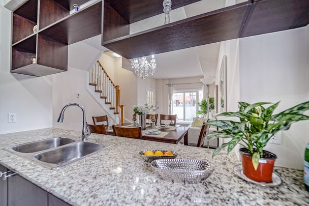 For Lease - 315 Village Green Square Unit# Th47, Toronto, Ontario - Photo 1