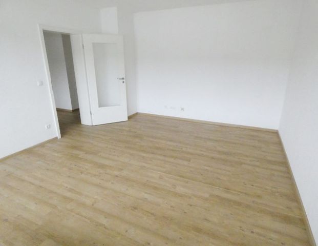 Modernisierte 3-Zi.-Whg. mit Westbalkon in angrenzender Nähe zu E-Haarzopf! - Photo 1