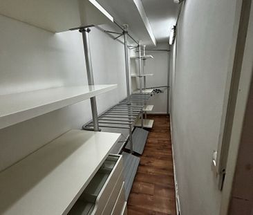 A louer chambre meublée en colocation T5 Marseille 13003 - Photo 1