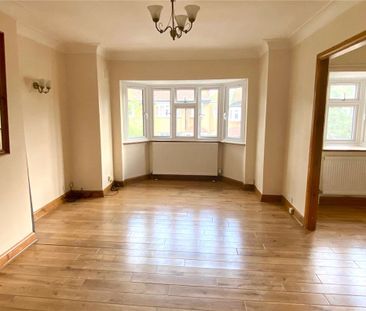 Southdown Avenue, London, W7 2AG - Photo 4