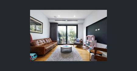 Immaculate family home in sought-after location - Photo 4