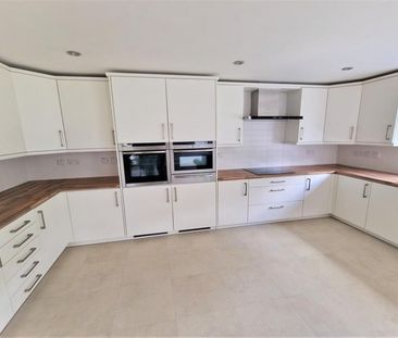 Bluestone Drive, Stockport - Photo 4