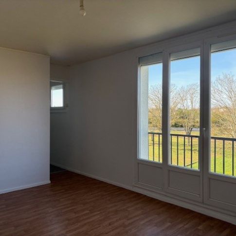 Location Appartement 3 pièces 56 m² La Châtre - Photo 1
