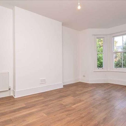 Lee Road, London, SE3 - Photo 1