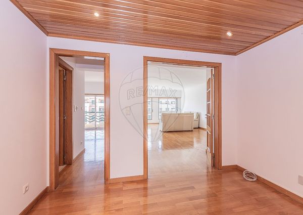 Apartamento T3 em Lisboa