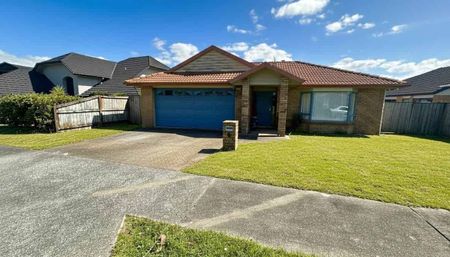Four bedroom house in Flat Bush - Photo 5