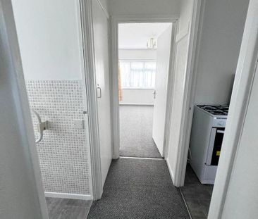 Studio to rent - Photo 6