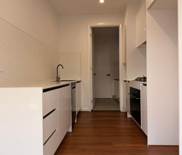 PRIME LOCATION – BRAND NEW TOWNHOUSE FOR LEASE - Photo 6