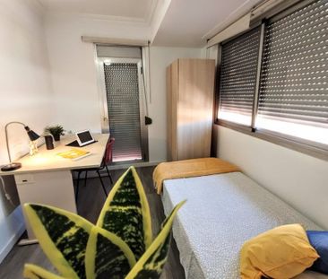 Carrer Mendizábal, Burjassot, Valencian Community 46100 - Photo 6