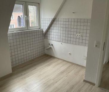 Wohnen unterm Dach - geeignet für Singels und Paare - Foto 1