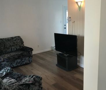 4 Et Demi Style Condo à Louer - Lévis - Photo 2