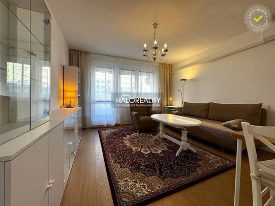 Prenájom, dvojizbový klimatizovaný byt s garážovým státím Bratislava-Karlova Ves, Pribišova - Photo 1