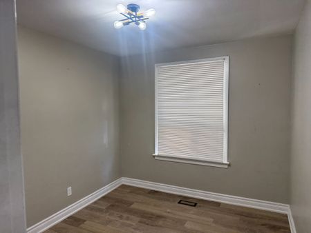 For Lease - 21 Melchior Drive Unit# Main, Toronto, Ontario - Photo 5