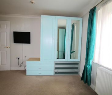 2 bedroom apartment to rent - Photo 6