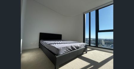 Modern Luxury New Apartment with Spectacular Uninterrupted City View! - Photo 3