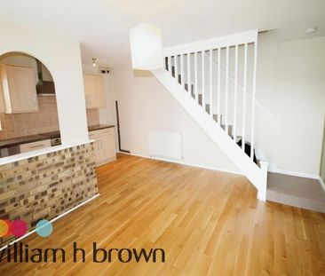 Fielding Avenue, Tilbury - Photo 1