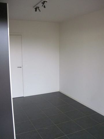 Appartement te huur - Foto 2