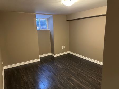 For Lease - 5215 Micmac Crescent Unit# Lower, Mississauga, Ontario - Photo 5