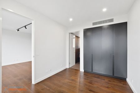 74/7 State Circle, Forrest ACT 2603 - Apartment For Rent | Domain - Photo 3