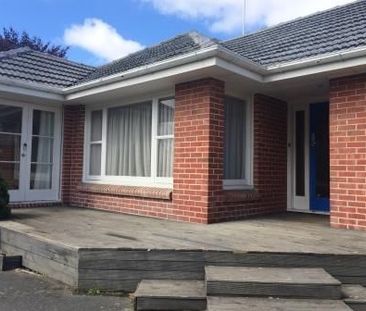 West Is Best - Photo 6