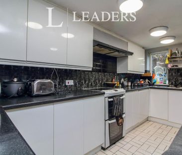 8 bedroom house share to rent - Photo 3